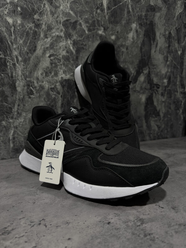 Penguin Black