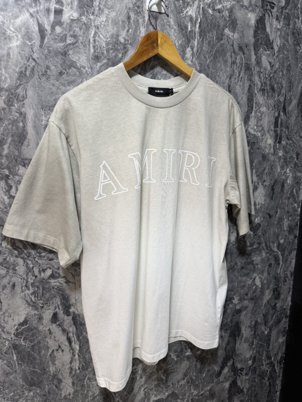 Camisetas Oversize: Comodidad y Estilo