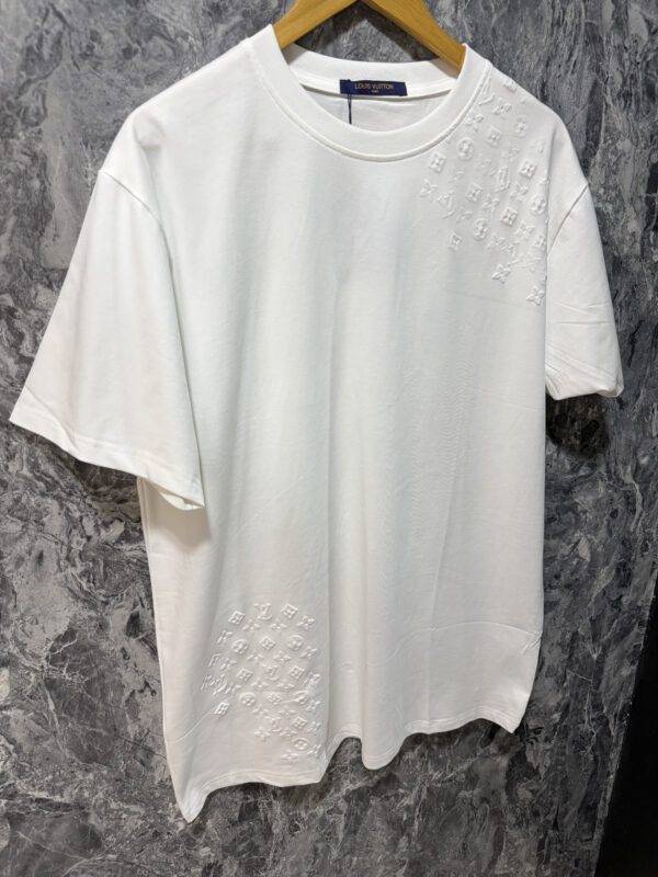 Camisetas Oversize: Comodidad y Estilo