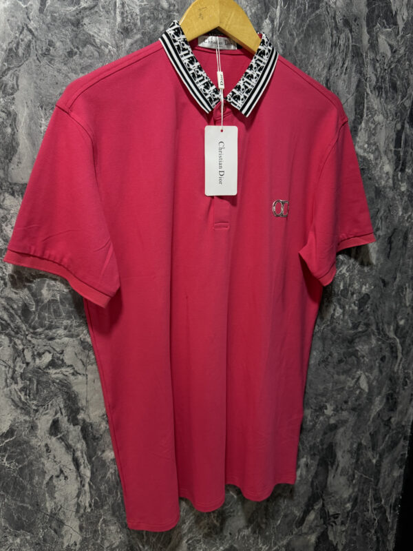 Camiseta Polo Elegante y Versátil