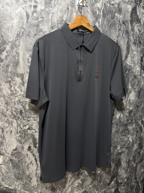Camiseta Polo Elegante y Versátil