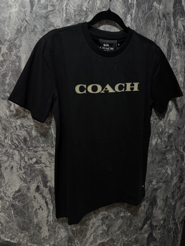 Camiseta T-Shirt Versátil y Moderna