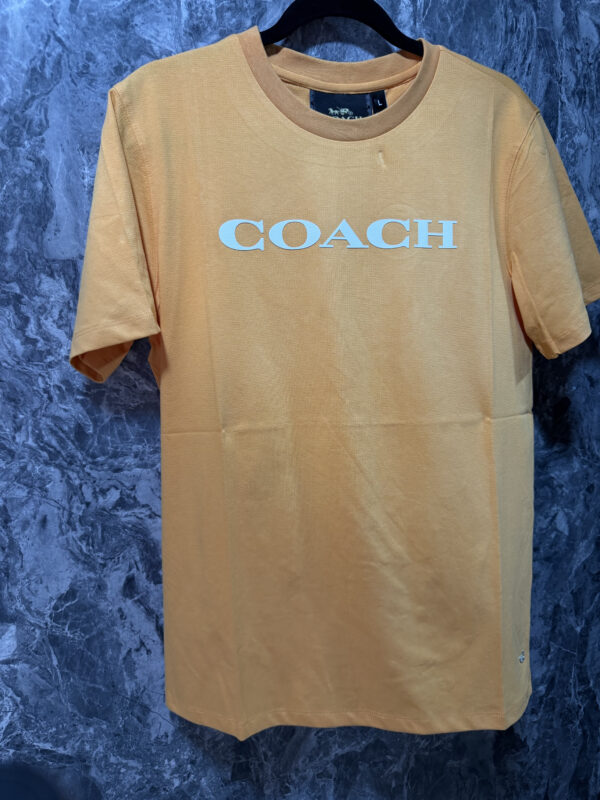 Camiseta T-Shirt Versátil y Moderna
