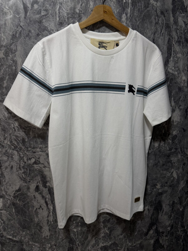 Camiseta T-Shirt Versátil y Moderna