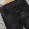 Jean Hugo Boss - Elegancia y Comodidad