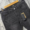 Jean Hugo Boss - Elegancia y Comodidad