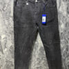Jean Hugo Boss - Elegancia y Comodidad