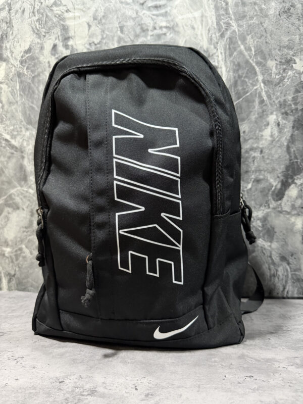 Morral Nike Replica