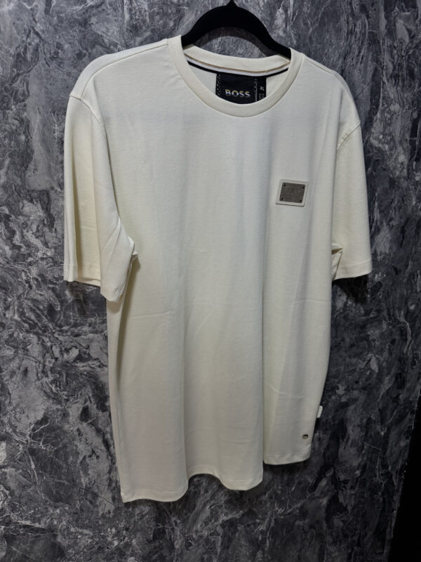 Camiseta T-Shirt Versátil y Moderna