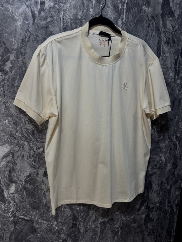 Camiseta T-Shirt Versátil y Moderna