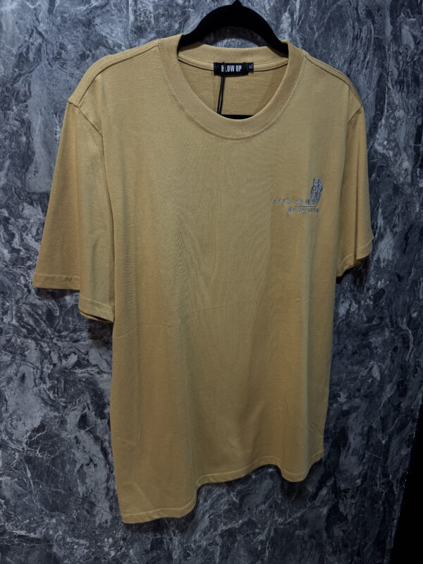 Camiseta T-Shirt Versátil y Moderna