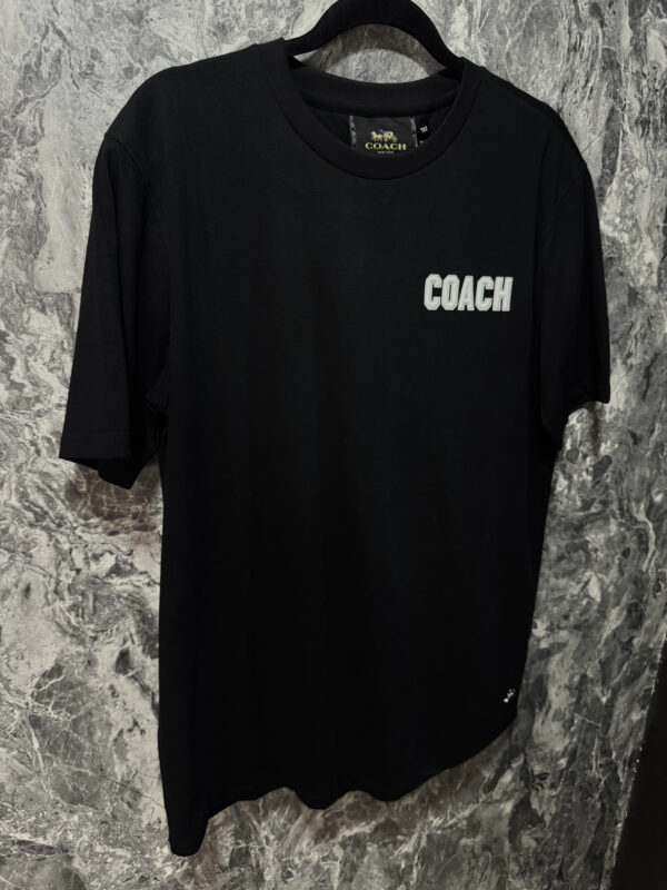 Camiseta T-Shirt Versátil y Moderna