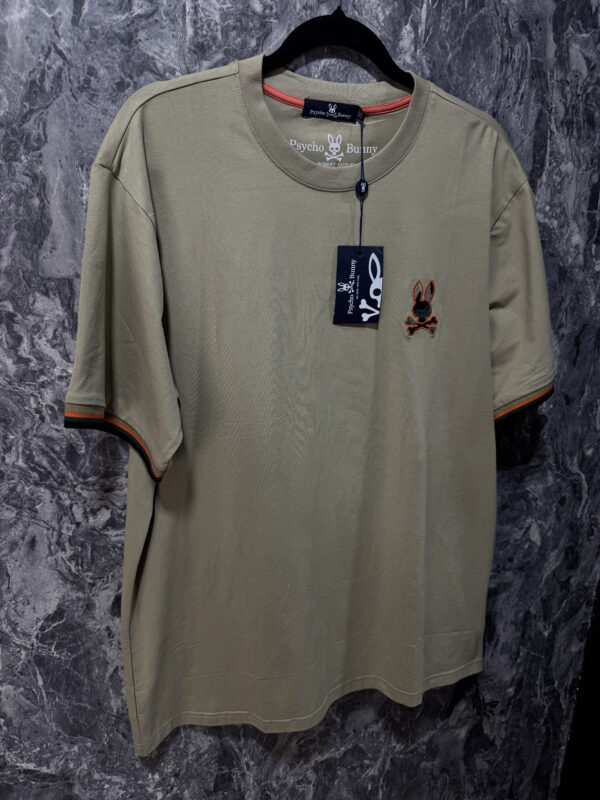 Camiseta T-Shirt Versátil y Moderna